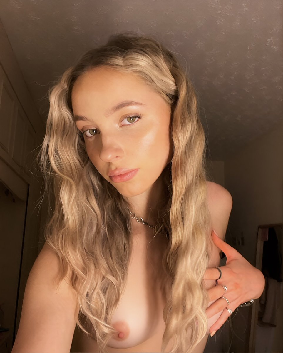Niamh tweet media