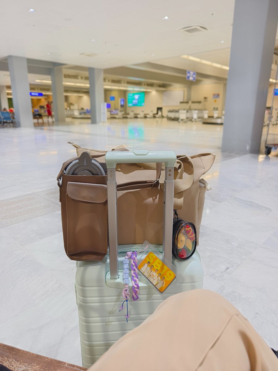 a'sor 🍎 tweet media