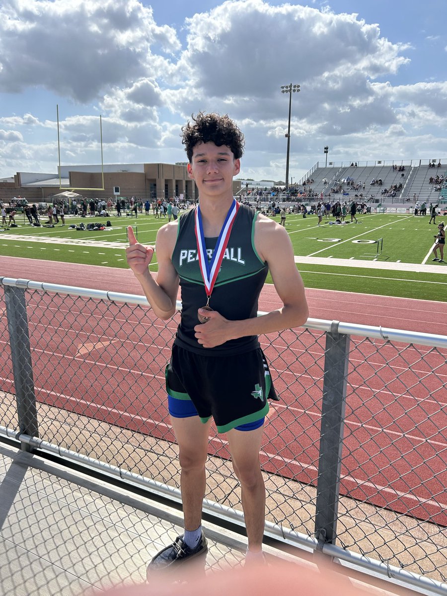 CoachSHDZ's tweet photo. Congratulations to our Pearsall Maverick Regional qualifiers! The Mavericks will compete next week in the 3200m, 400m, 4x400 relay and the Long jump.

Great job Mavericks!

@pearsallisd @pearsallath @PTXMavsFootball https://t.co/eFjmZJ6rVm