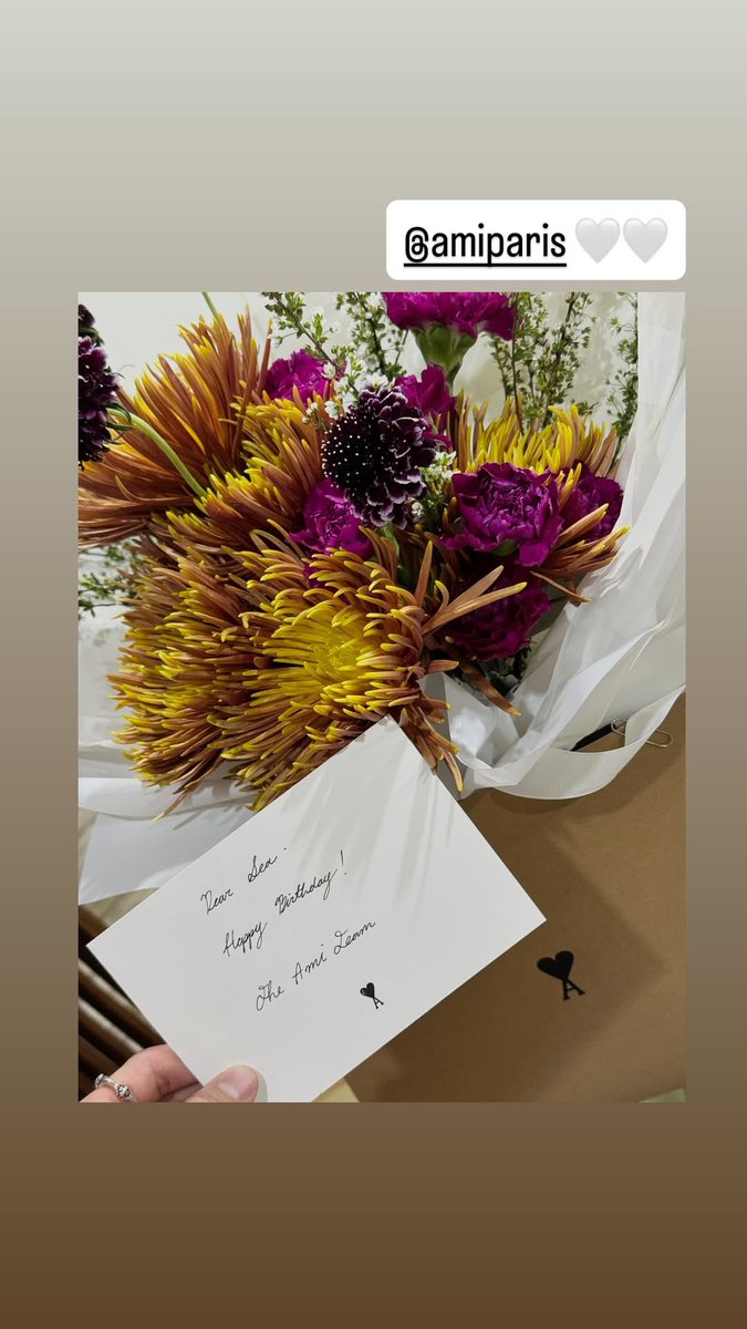 jimuseaa's tweet image. Birthday greetings 💌💐 from:
@CalvinKlein @amiparis @RalphLauren #MLBTH

#sea_tawinan @Sea_tawinan