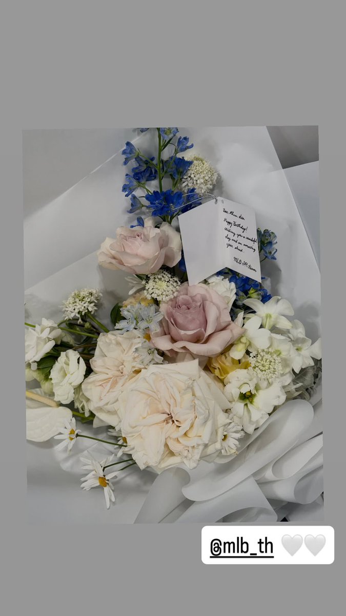 jimuseaa's tweet image. Birthday greetings 💌💐 from:
@CalvinKlein @amiparis @RalphLauren #MLBTH

#sea_tawinan @Sea_tawinan