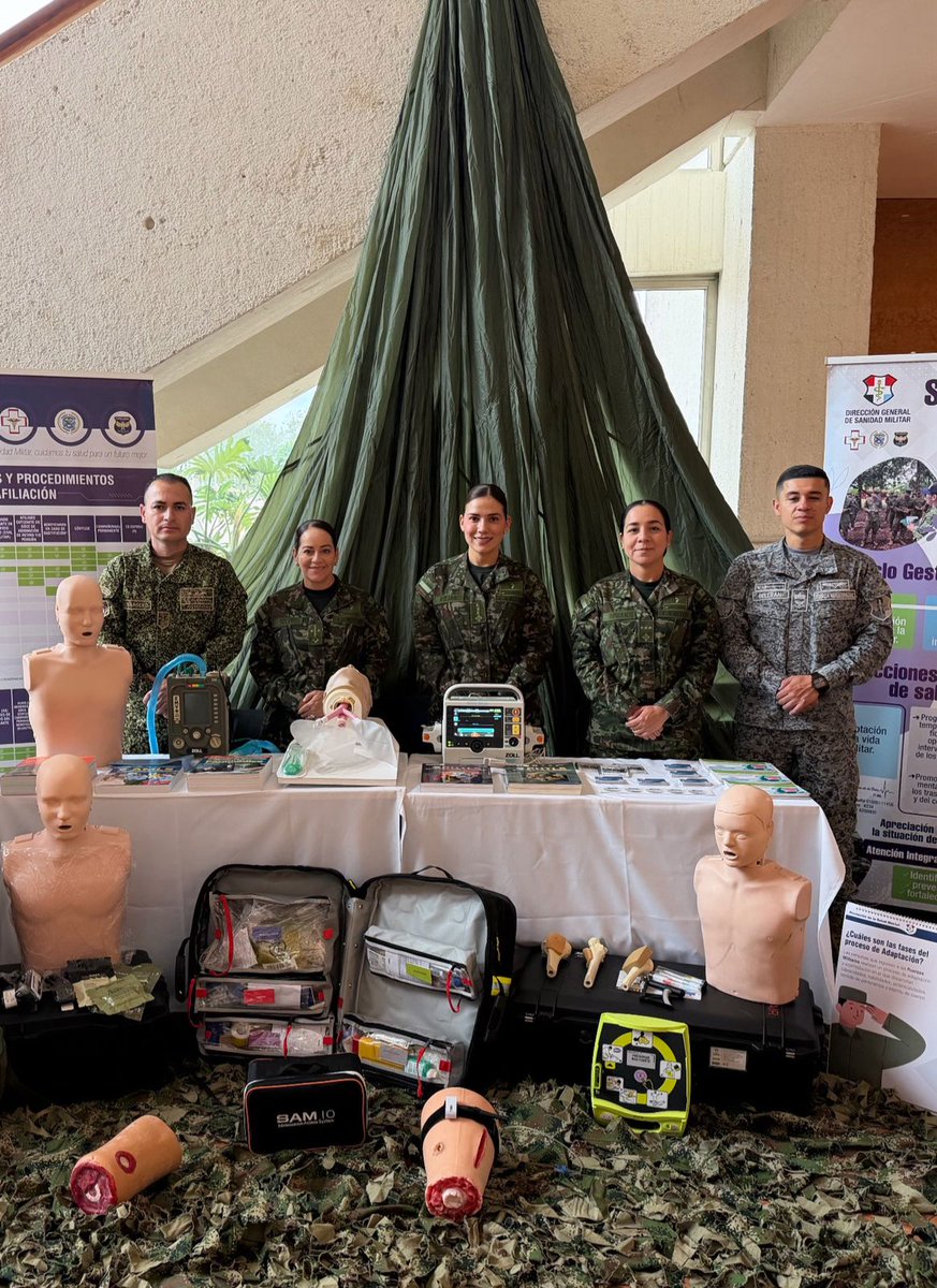 SanidadMilCo's tweet image. La DIGSA presente en el Concierto de los Héroes 🇨🇴 mostrando sus capacidades en salud operacional, salud mental y procesos de afiliación. Comprometidos con el bienestar de quienes sirven y sus familias. #Salud #Héroes #DIGSA