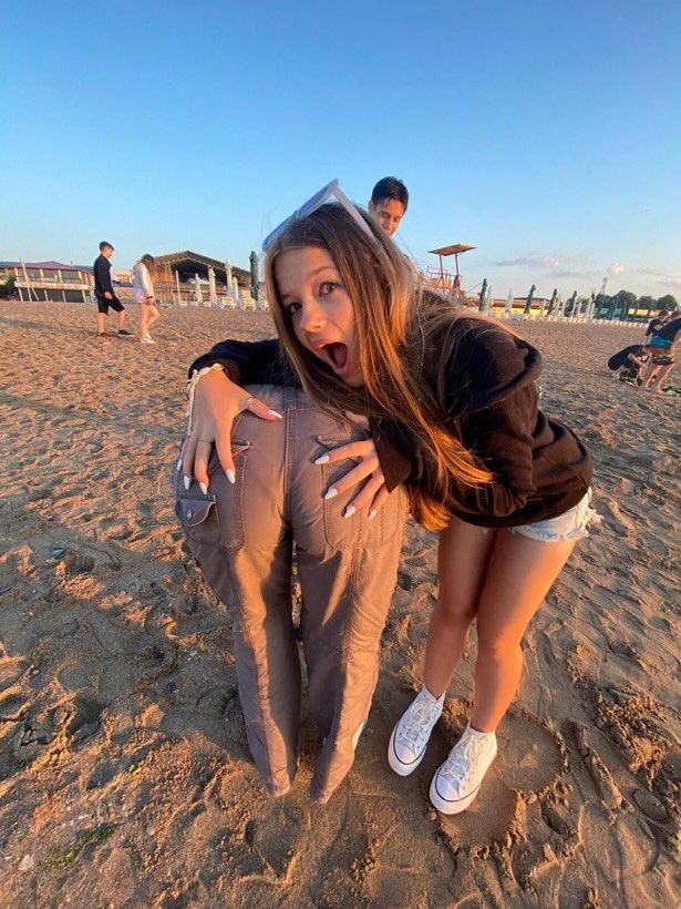 ibullysimps's tweet photo. Spread that wallet for my teen scamcock unc 🤤 https://t.co/QsvQVQQmVp