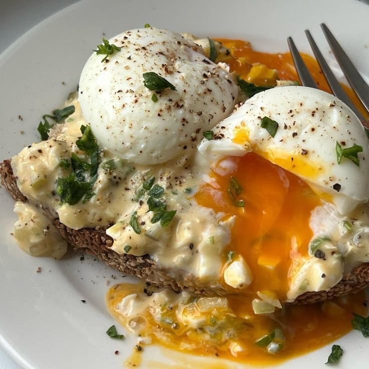 limbicangel's tweet image. ♯┆food poll - eggs  edition ˙★ ̟  

🏷️ #edtwt #mealspo #foodpoll  #ricecaketwt #shedtwt #thisorthat #interactive #interactivethread