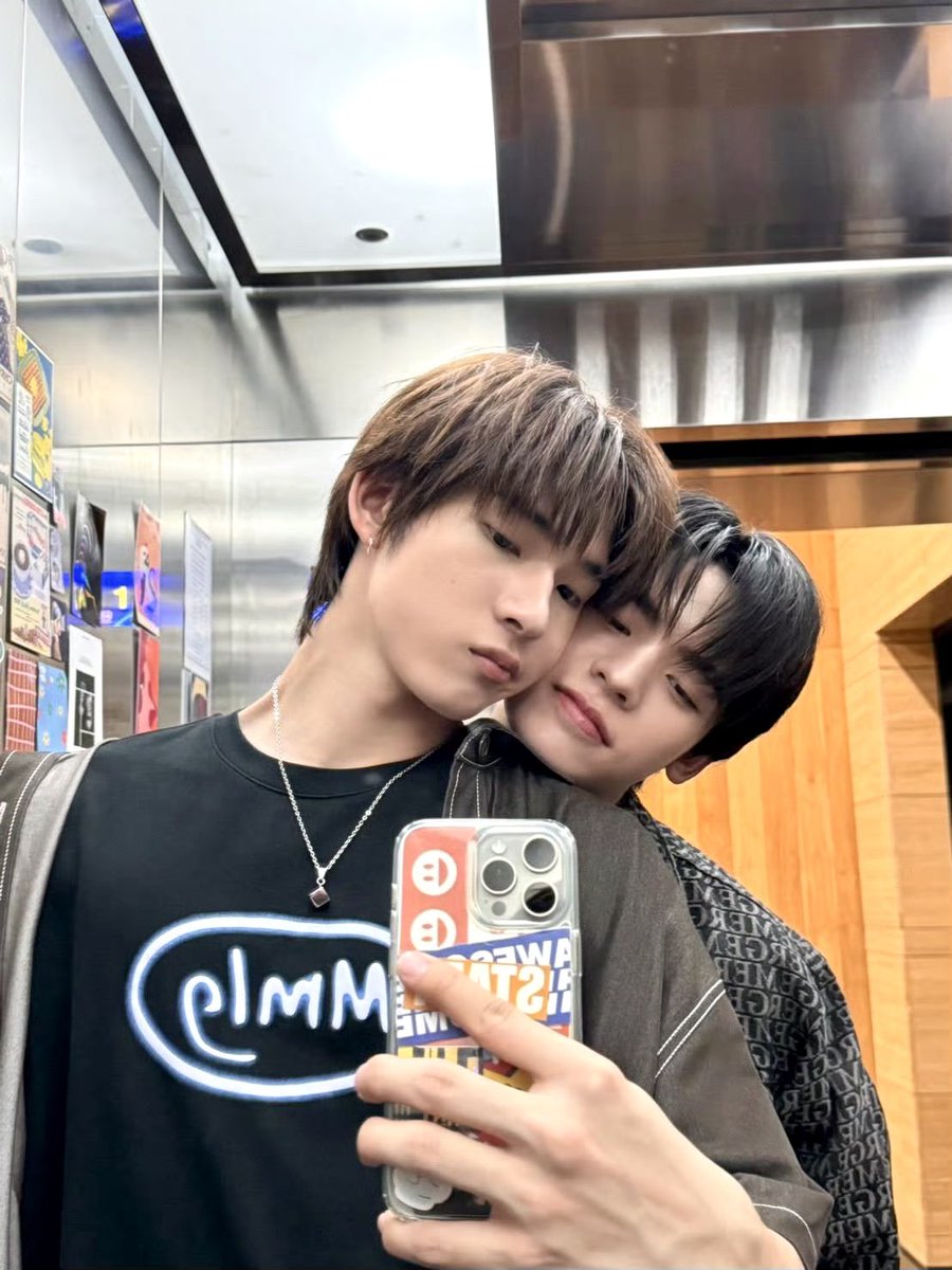 Wanwan371's tweet photo. 我真的舍不得这个Duang和Qin😭😭😭明天就要ending了我真的想哭呜呜呜 #DuangWithYouSeries https://t.co/WQMvcXSDeQ