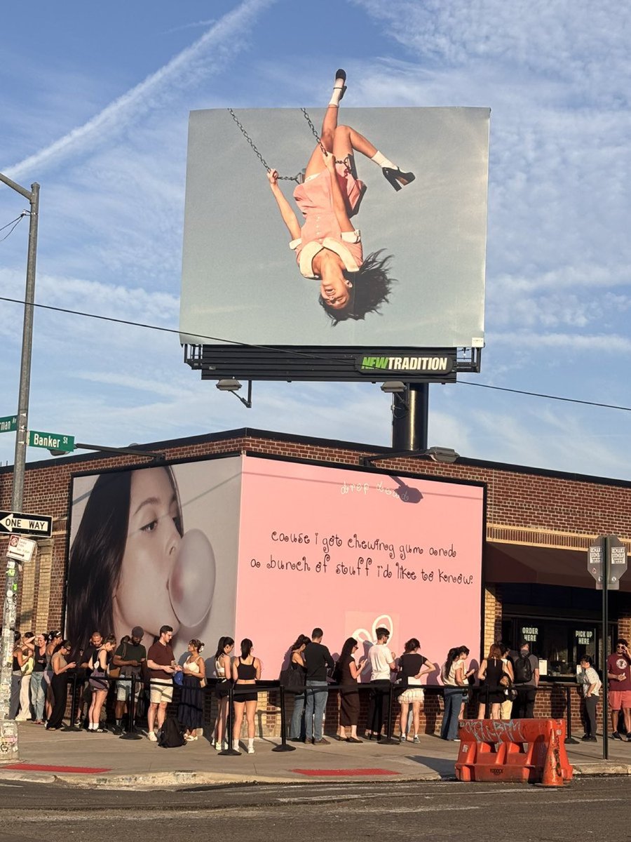 sara 🫧 tweet media