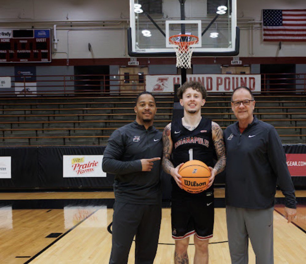 Chance_Cazz0's tweet photo. After a great visit and conversation with the coaching staff! I am blessed to receive an offer from the University of Indianapolis!

Thank you to the coaching staff! @CoachHowardXsOs https://t.co/pvcvVWWVje