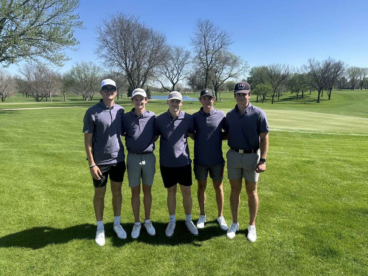 GISHGolf1's tweet photo. Congratulations to Nathan Kosmicki for placing 4th overall at the Hastings invite and the team for setting a new team PR!
Nathan Kosmicki-73
Luke Ellis-81
Hudson Williams-81
Kameron Nelson-83
Noah Bauer-99
Team PR of 318 https://t.co/cLKDLljFUn