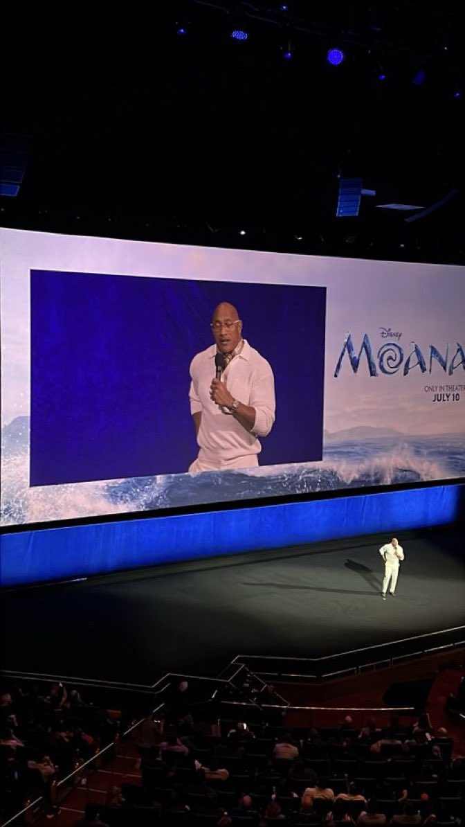 News3ytu's tweet image. The rock is here to give the moana fans a new exclusive look at the film #moana #disney #CinemaCon