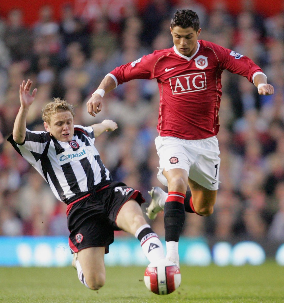CR7HQ_'s tweet image. Manchester United v Sheffield United
on April 17, 2007
#CristianoRonaldo #ManchesterUnited