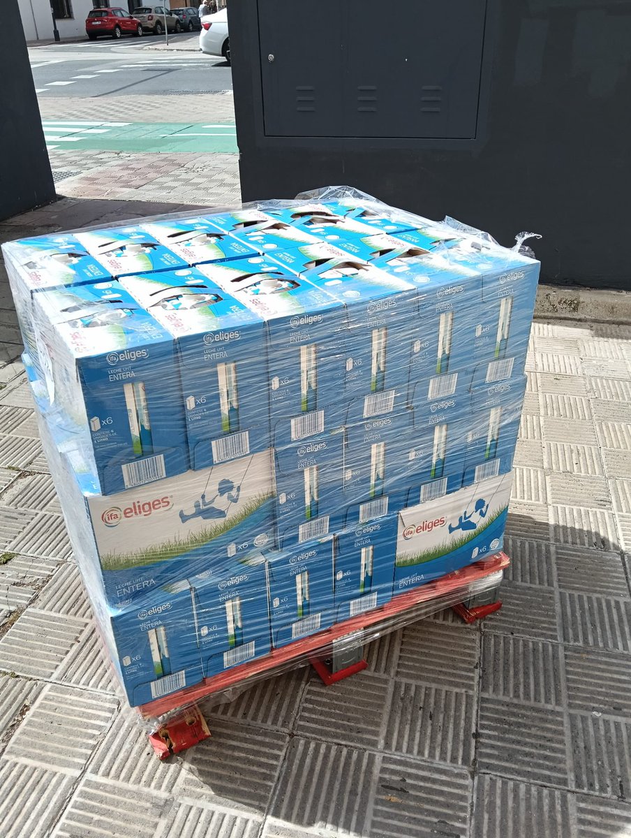 Hermandad de Los Gitanos tweet media