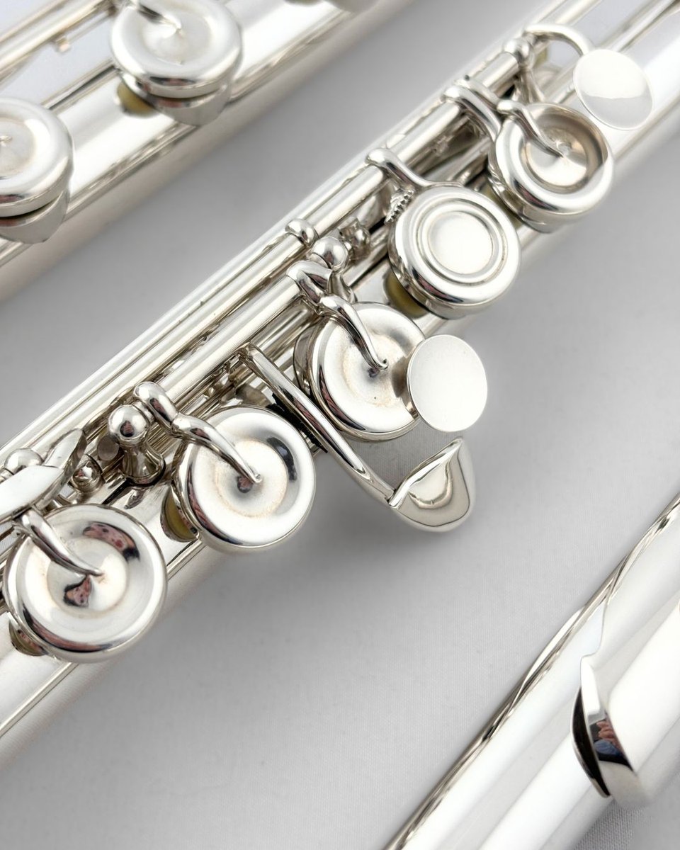 flute4ucom's tweet photo. Which picture looks most like your #flute - the before picture or the after picture?

🔧 Thinking your flute needs some TLC? Email repairs@flute4u.com or call us at (972) 985-2662. Our #repair evaluations are always free - we're happy to advise you!

#flute4u #music https://t.co/snU8uYnk4o