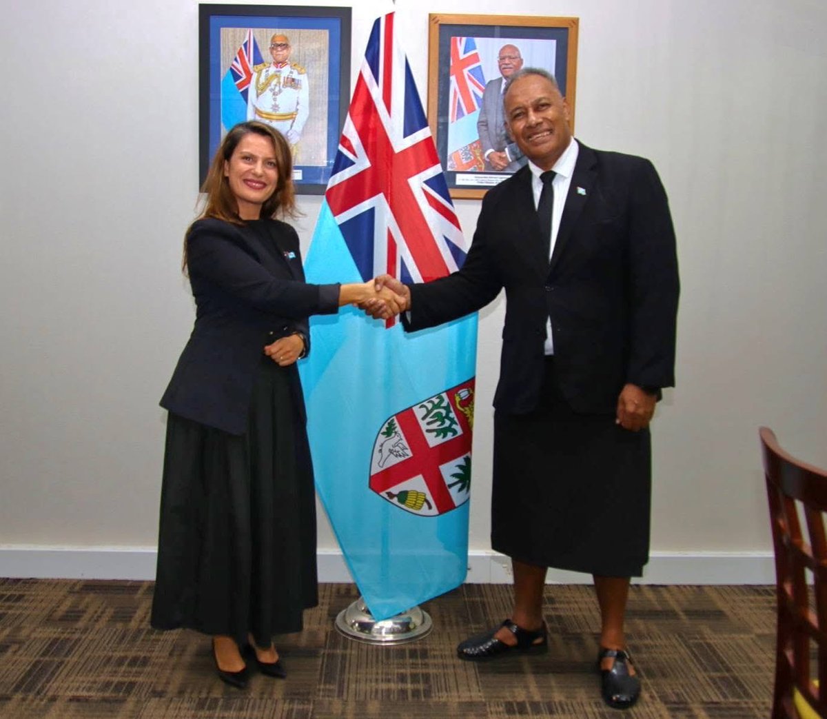 KosovoinAUS's tweet photo. Ambassador Bërdynaj Shala met with Fiji 🇫🇯 Minister of Foreign Affairs, the Honourable Sakiasi Ditoka. Highlighting their shared goal to strengthen cooperation, they discussed bilateral initiatives and the potential to expand diplomatic representation and exchanges.

🇽🇰🤝🇫🇯 https://t.co/2pLowKyZTr