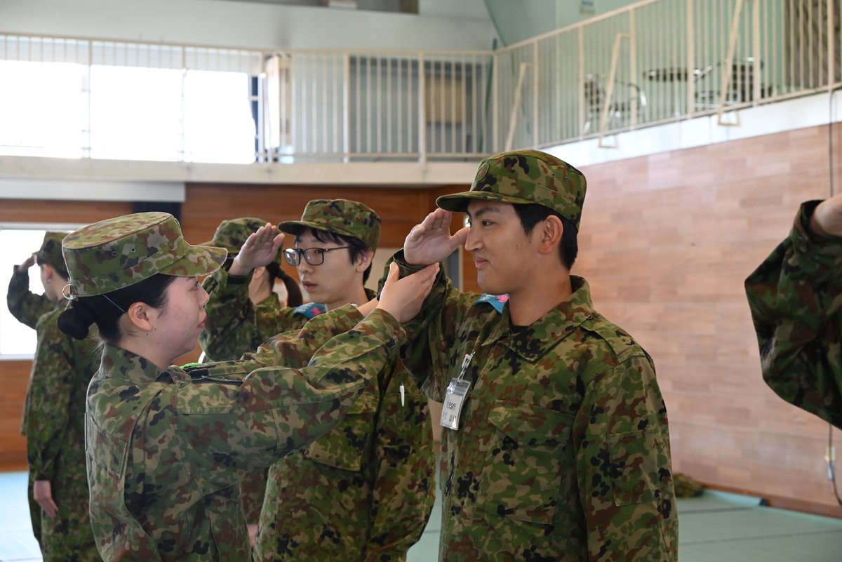 陸上自衛隊目達原駐屯地 tweet media