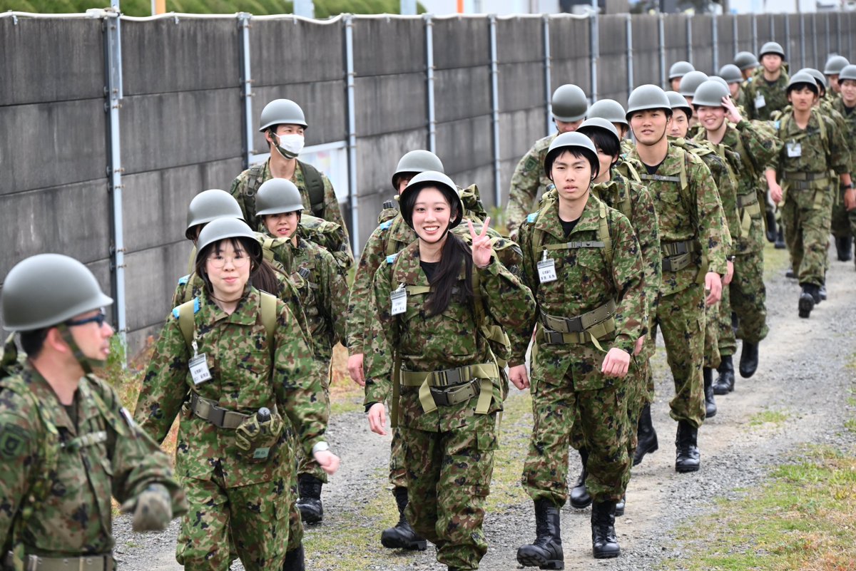 陸上自衛隊目達原駐屯地 tweet media