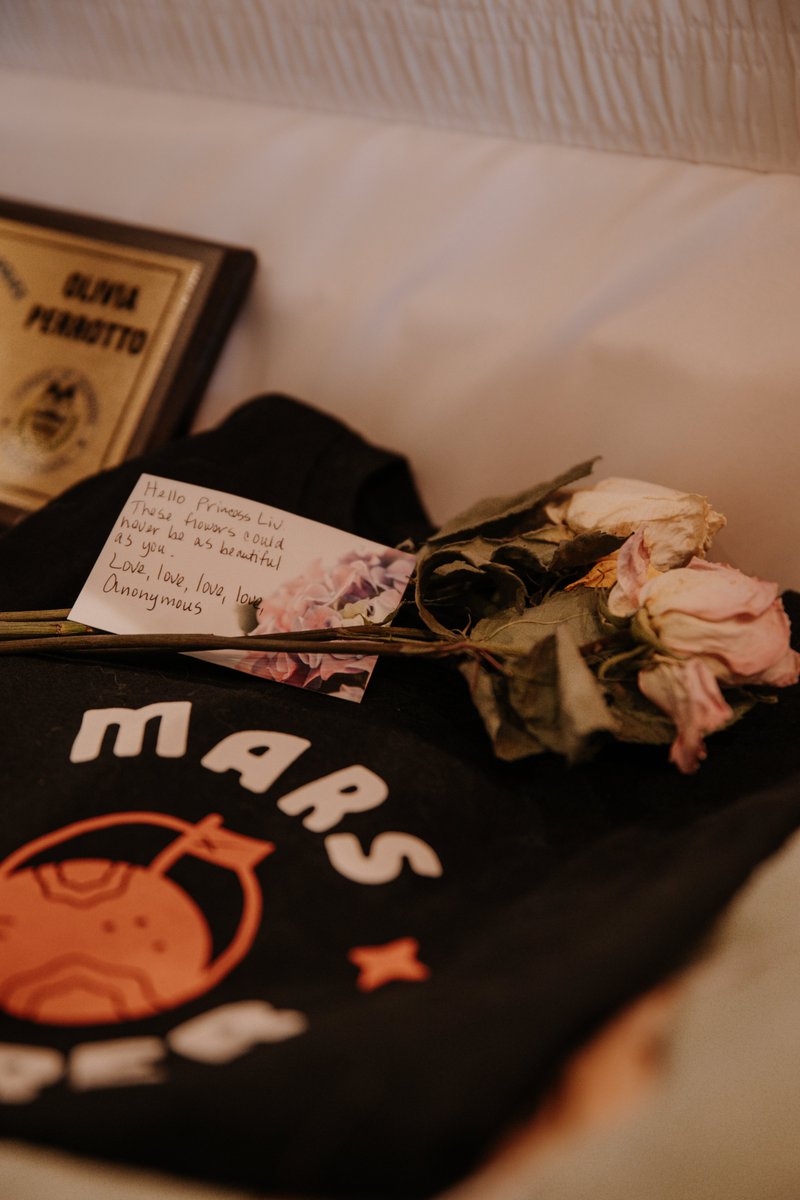 Glenn Beck tweet media