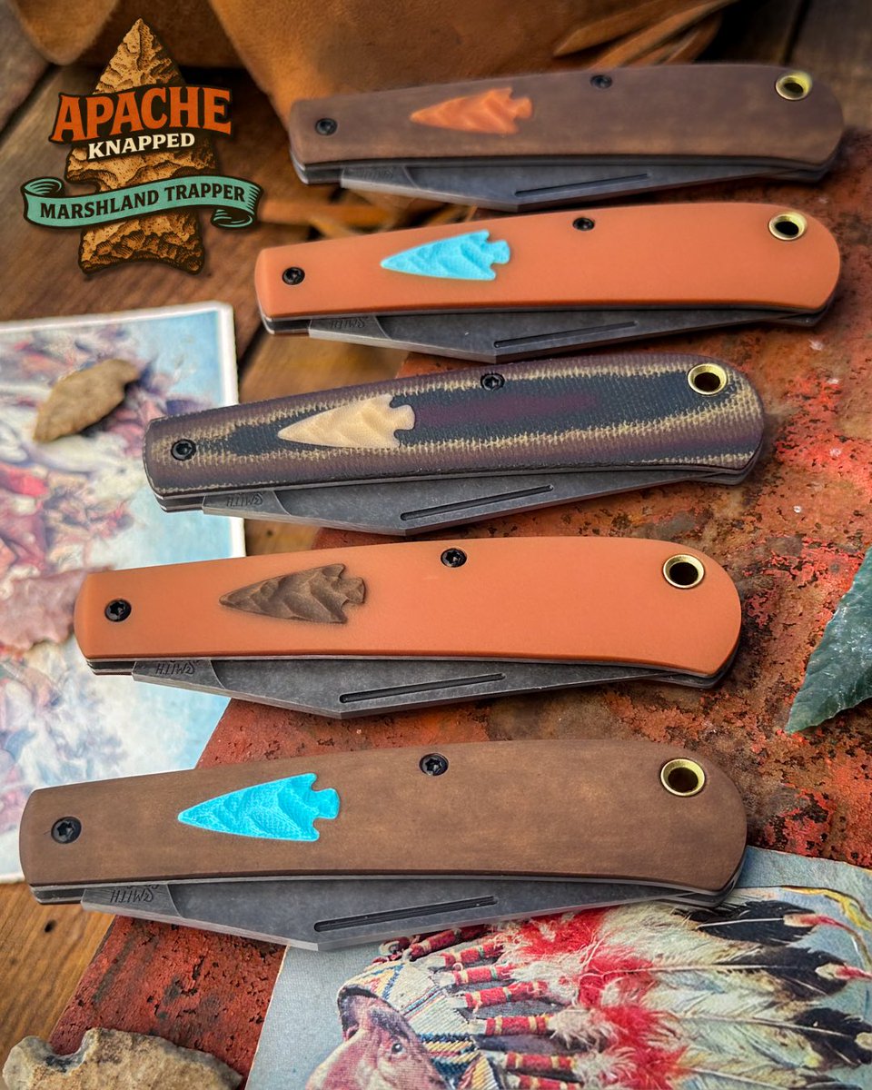 SmithnSonsKnfCo's tweet photo. Returning favorites + new variations.
Fresh Marshland Apache builds with Fat Carbon, paper micarta, and our Blackout Forced Patina Finish are live now.
#knifemaker #customknife #edcgear #madeinusa #fatcarbon #micarta https://t.co/cMhKIlfmFc