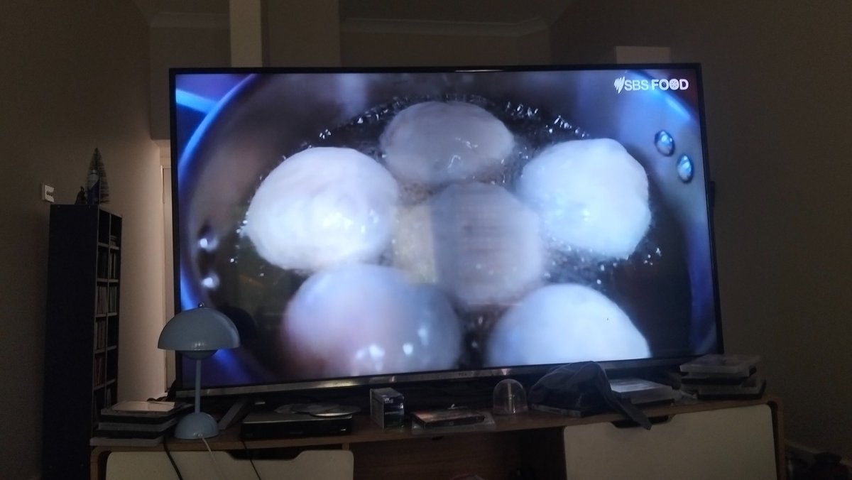 MarkDABond's tweet image. Tip for #Housos @facsnsw ~ when in the kitchen on gourmet night with the germans (cockroaches) use a dim light lamp and you'll barely notice them scurrying about the place when you're cutting/slicing up your chicken, duck or goose.