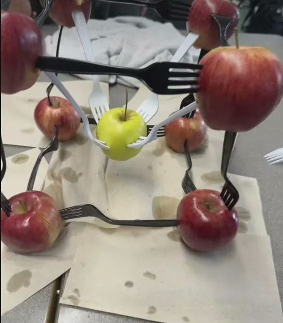 professional game pirater tweet media