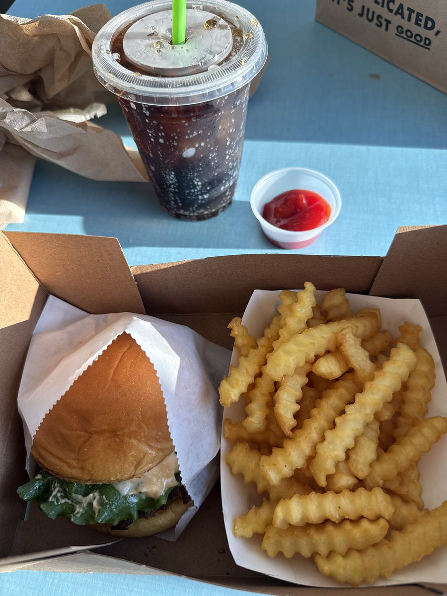 Minivan Supporter tweet media