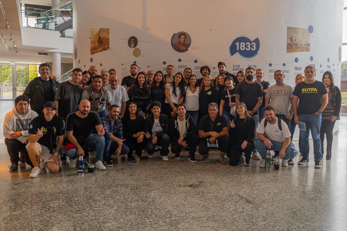 sutpapeajes's tweet photo. Visitamos el Museo Malvinas e Islas del Atlántico Sur.

Cada sala, cada objeto y cada palabra nos invitaron a reflexionar sobre el valor de la memoria, el reconocimiento permanente a nuestros héroes y la importancia de sostener la causa Malvinas en el presente y hacia el futuro. https://t.co/tYPBKPeVg7