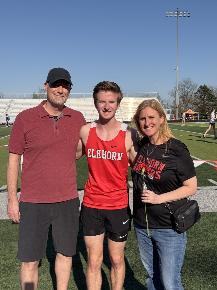 EHS_Activity's tweet photo. 🤘🏼 Senior Night for @ElkhornTrack 🤘🏼

Congratulations to all of our Seniors! Good luck as you finish the 26 season strong!! https://t.co/JIlDGsaXNl