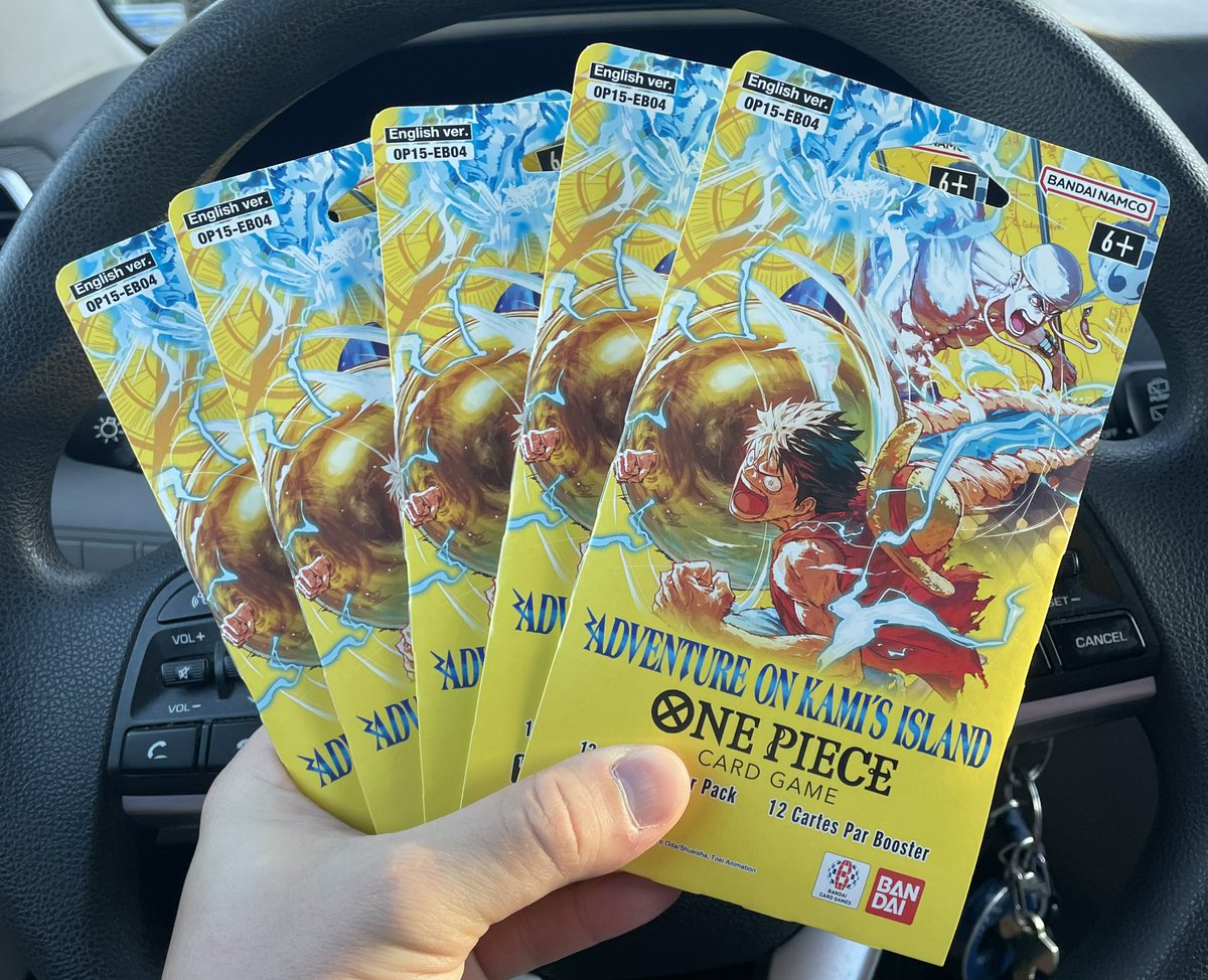 PokéCardsDaily tweet media