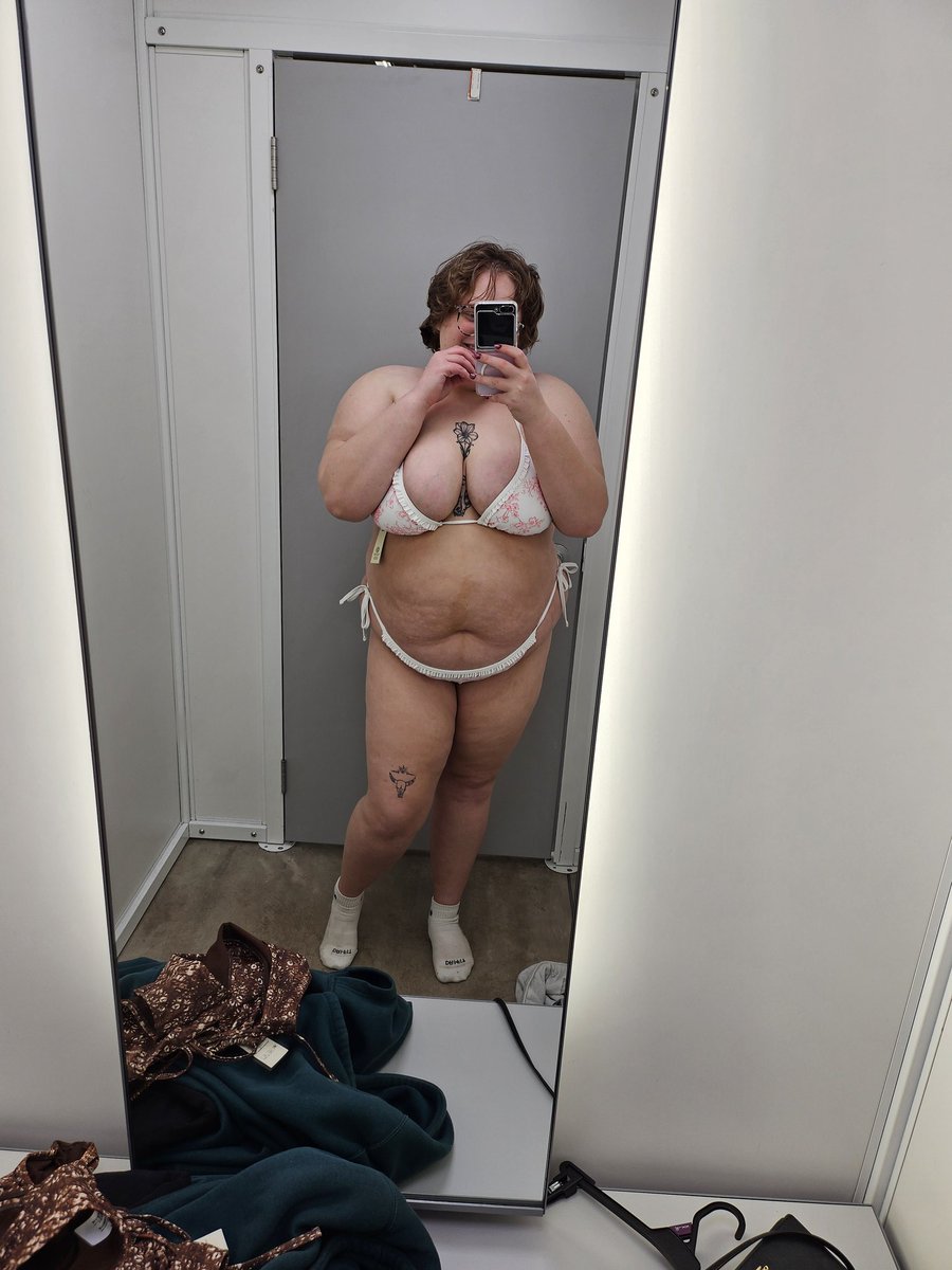 Miss DuPré 🍒 tweet media