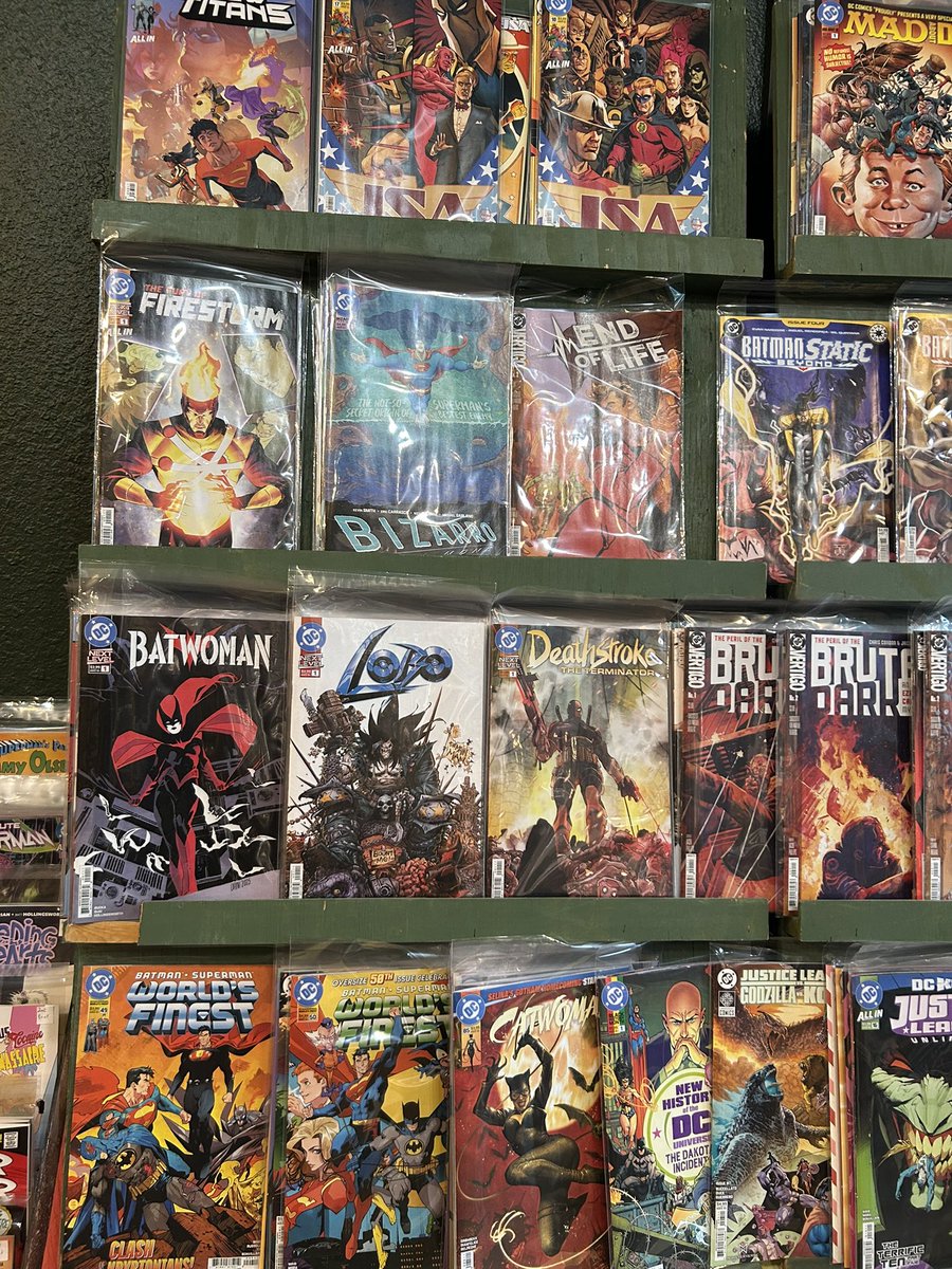 Mostly Comics tweet media