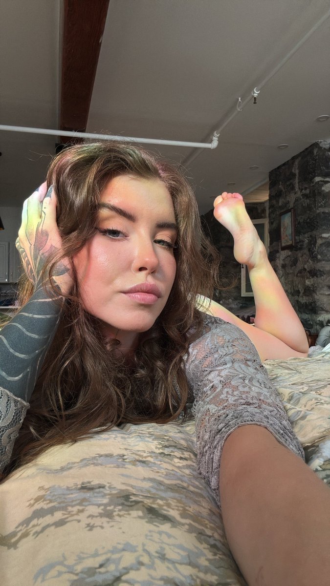 Mary Moody tweet media