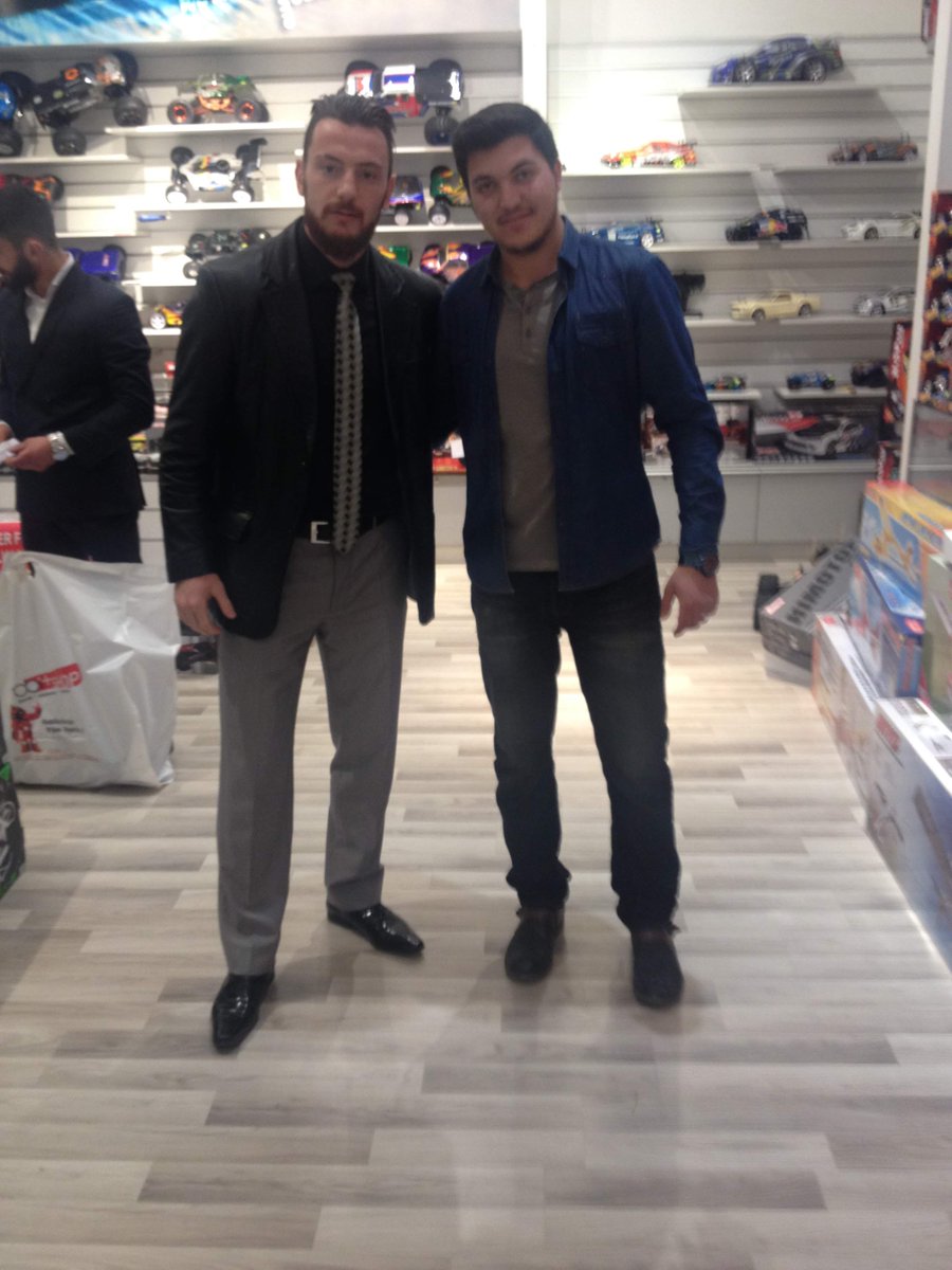HayOguzhan's tweet photo. @hamzasevencann @futbolarena Hediye hacı tee ozamanlardan 😊 https://t.co/cimvnUvjbF