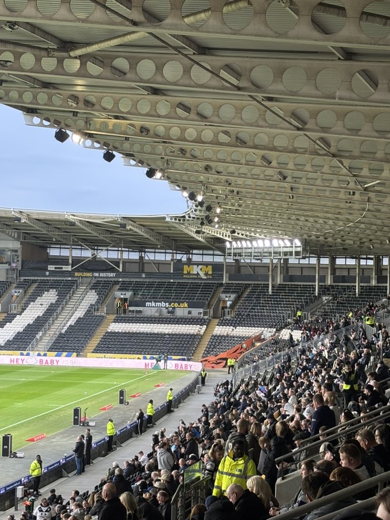 fcmufc17's tweet photo. Gotta love a big away following 👀 https://t.co/NiDF3NqFkt