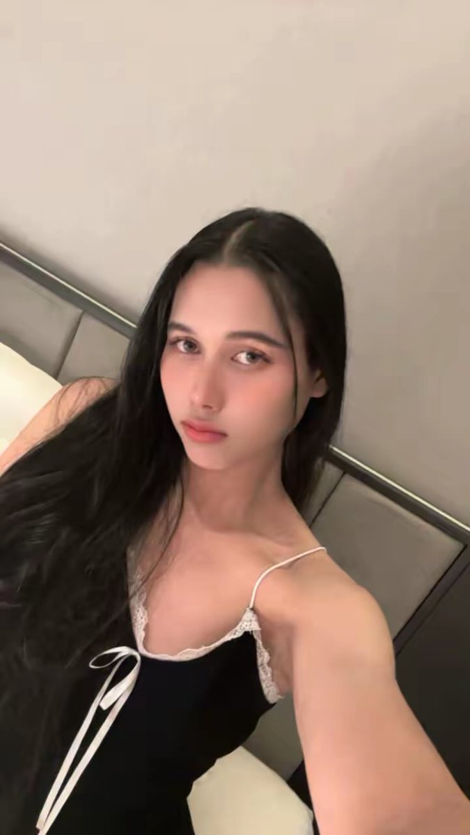 Lif Ladyboy tweet media
