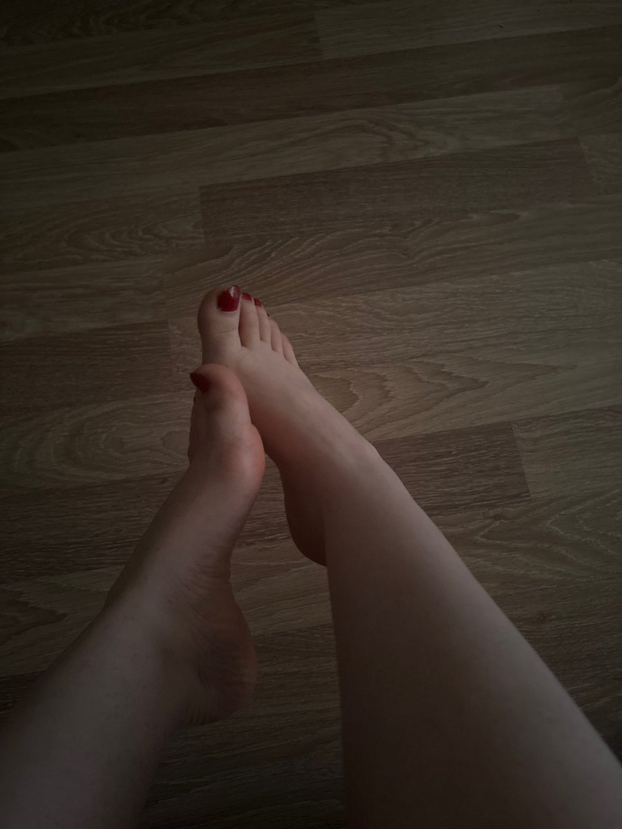 Gamze1042352's tweet photo. Müsaitim #finansalköle #köle https://t.co/Py5LGY3Uss