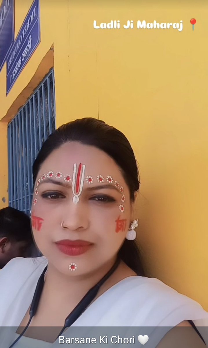 ebrahimpipermi1's tweet image. Feeling blessed 🙏🙏🙏 
#Thursday 
#outfitoftheday 
#beautifulgirl 
#desigirl 
#traditional 
#templevisit 
#shreekrishna 
#BlessedThursday 
#selfie 
#punzfam 
#loveyouall