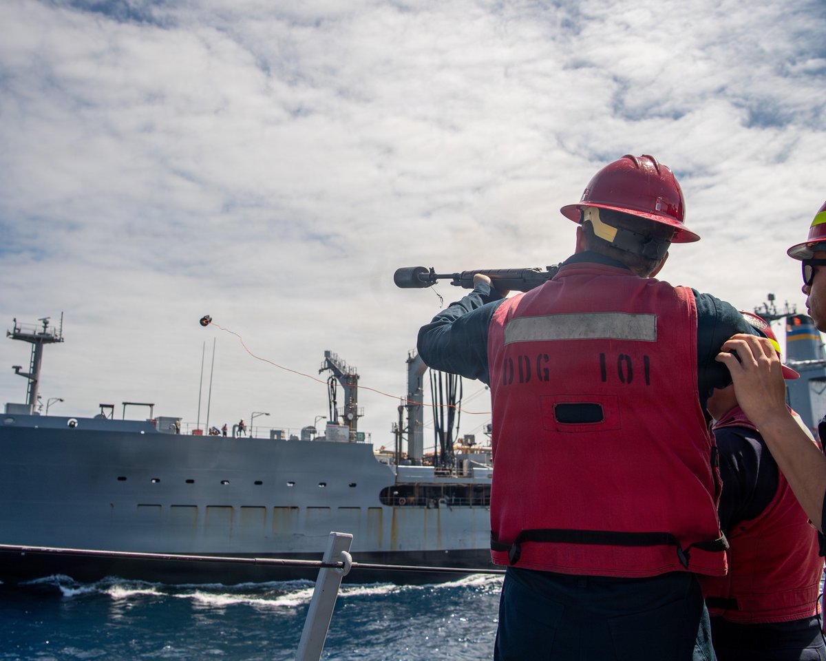 USPacificFleet's tweet image. Precision at Sea⚓️ 

USS Gridley (DDG 101) conducted a replenishment-at-sea with USNS Patuxent (T-AO 201) in the Pacific, April 12. 
Part of Southern Seas 2026, these operations enhance our readiness and capability throughout the region. #USNavy #PacificFleet #SouthernSeas2026