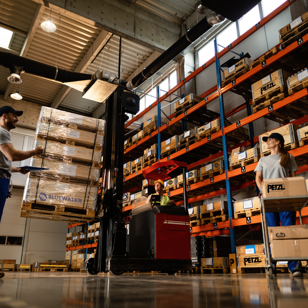 SpeleanAU's tweet photo. Wanted: Someone that loves logistics and outdoor gear! Join Us https://t.co/VYL8aARKAm #SpeleanAU https://t.co/mkatsdYADZ