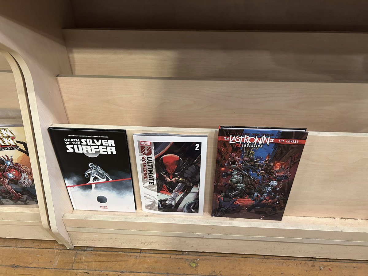 Mostly Comics tweet media