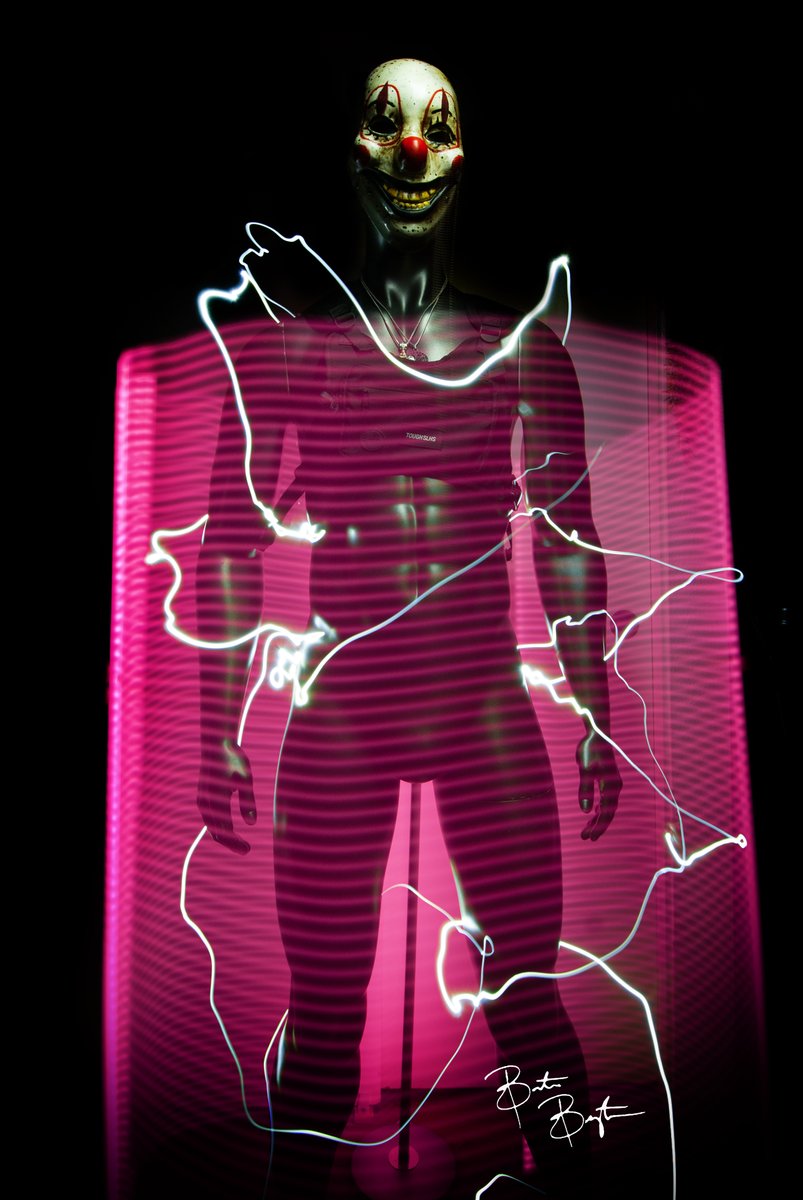 thrillingspree's tweet image. Series: I'M NOT HUMAN AT ALL
#longexposure #lightpainting