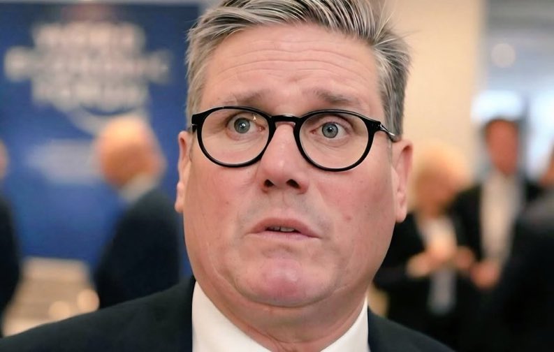 unionjackspirit's tweet image. 🚨BREAKING: Every major party leader is now demanding Keir Starmer step down after serious questions over his statements regarding Peter Mandelson.

Pressure is mounting fast - this could be the beginning of the end for Starmer.

#UKPolitics #BreakingNews #Starmer #Labour