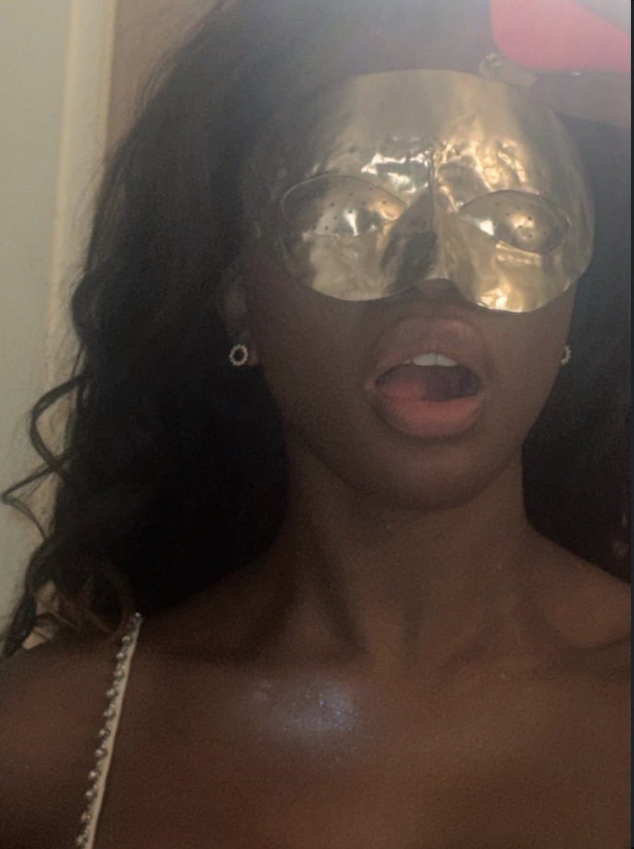 Tori 🪬 tweet media