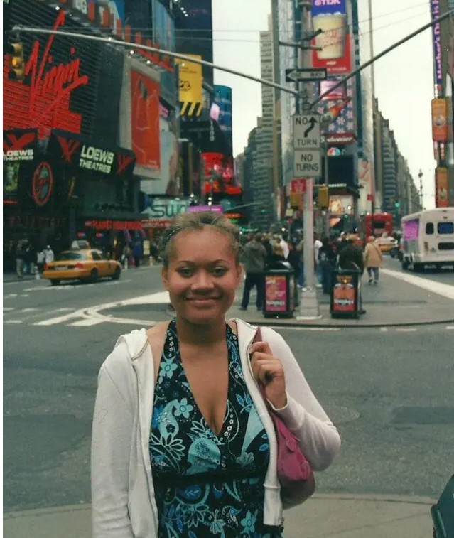 rcstories's tweet photo. After going through such terrible days, Randie had every right to be angry. But, instead of being mad at the world, Randie chose love, and chose to help others. It’s comforting to know that Randie’s heart of gold is still being felt around the world. – Randolph Randy Camp https://t.co/eMvcYCjuHA
