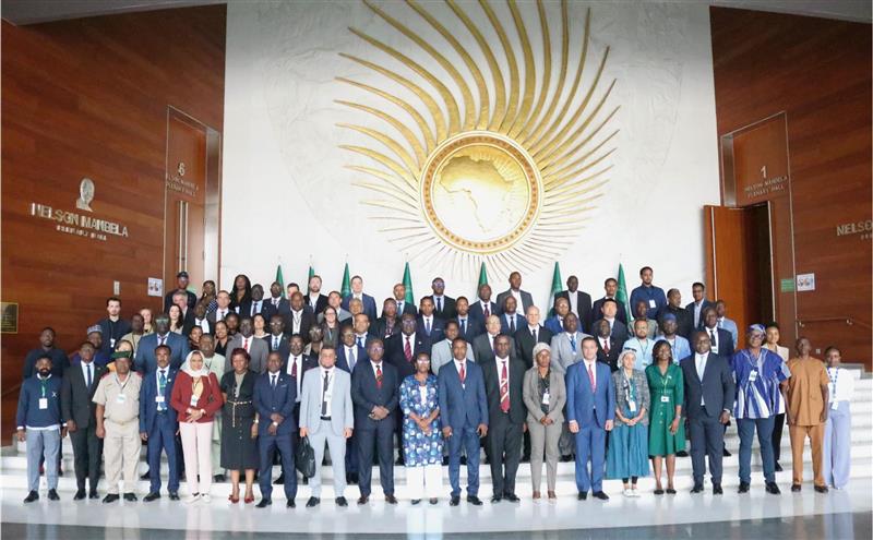 ICRC_AfricUnion's tweet image. Joined #AU DDR/SSR, Members &amp;amp; Partners in a consultative meeting to develop a #ContinentalStrategy on Non-State Armed Groups (NSAGs). ICRC urged to factor in critical #Protection &amp;amp; #Humanitarian considerations per the Geneva Conventions &amp;amp; #IHL that apply in armed conflicts.👇