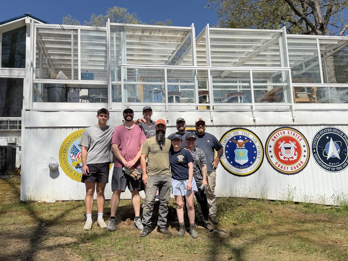 SDVacquisition's tweet photo. This morning, our team volunteered at @veteranshealingfarm 

We also made it official: SDV is committing to a $5000 donation for the next four years to support their work. 

Veterans healing farm is doing something real, and we’re proud to be a part of it! https://t.co/XzmnTr5p4y