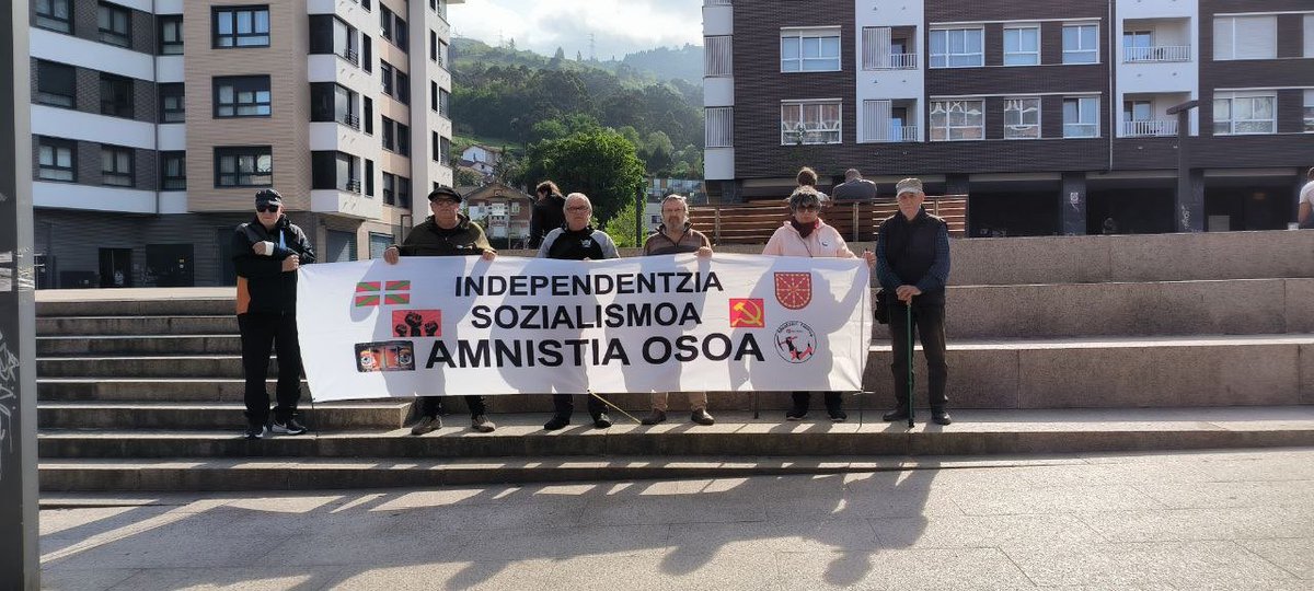 Trapagaranen... BORROKAK EZ DU ETENIK JTK 🇵🇸🇮🇷🇾🇪🇱🇧🇪🇭✊✊🚩🏴