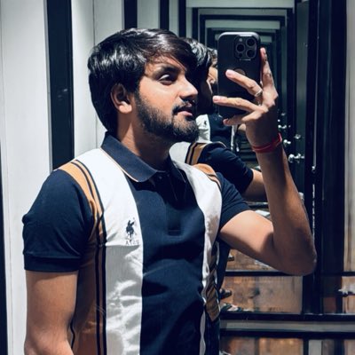 aaveshtyagi_'s tweet photo. #NewProfilePic https://t.co/VeWY6PxjAl