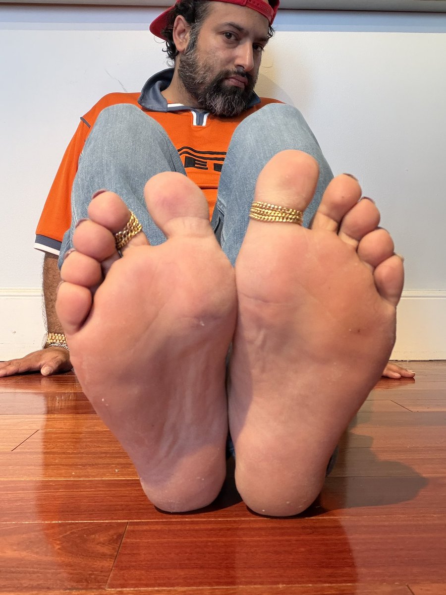 Foot boy babe tweet media