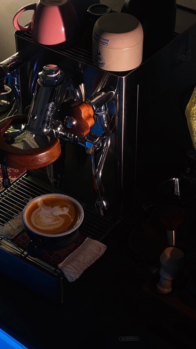 # مستعار مؤقتآ . .  tweet media