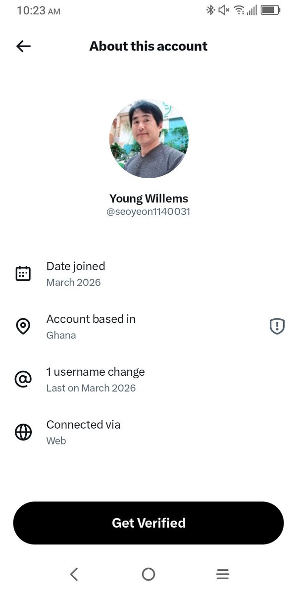 Jonsfriend4ever's tweet image. Hmmmm....@seoyeon1140031 is an Asian man living in Ghana Africa, on a peace keeping mission in Ukraine?! 🙄 Now why does that smell fishier than 3 day old fish left out in the sun?! #fraud, #SCAMMERALERT, #fake, #staymediasafein2026