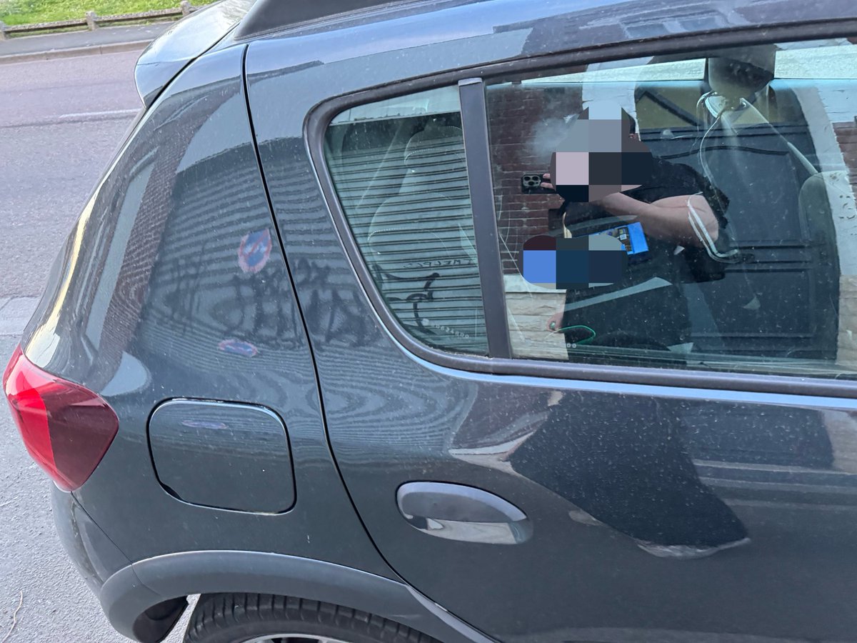 sensitive young man tweet media